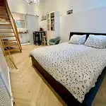 فندق مبيت وإفطار With Private Bathroom Near Vondelpark