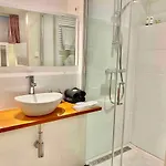 With Private Bathroom Near Vondelpark فندق مبيت وإفطار
