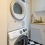 With Private Bathroom Near Vondelpark Bed & Breakfast Amsterdam