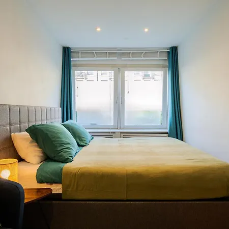 ベッド・アンド・ブレックファスト With Private Bathroom Near Vondelpark